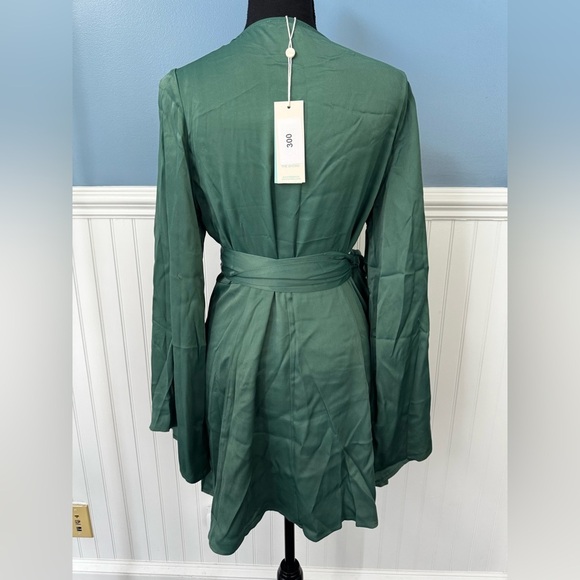 Shore Emerald Green Monterey Bell Sleeve Wrap Dress ~ Large - Picture 9 of 12